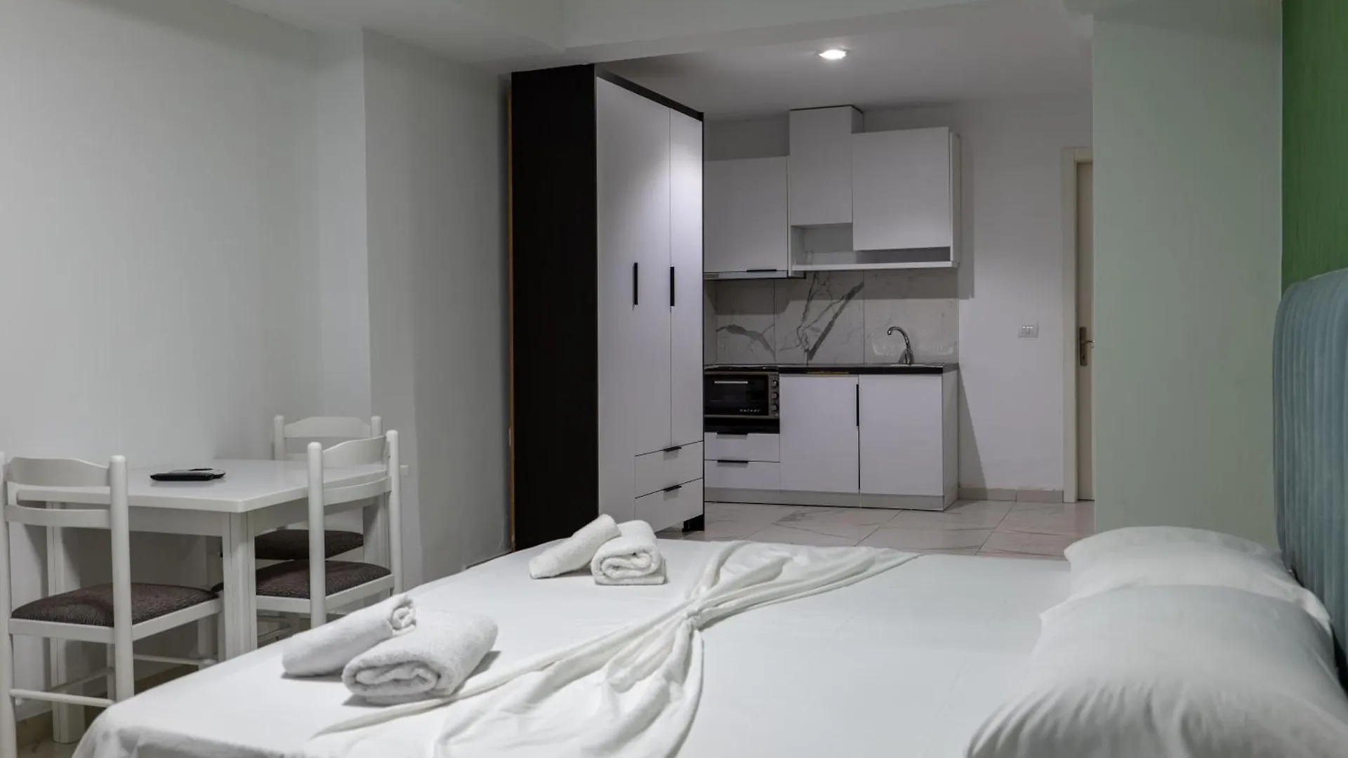 Ferienwohnung Star&Sea Saranda Sarandë